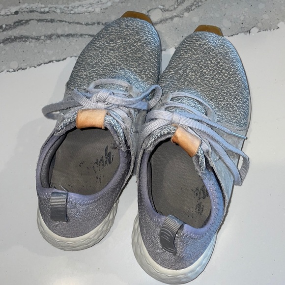 New Balance women’s shoes - Picture 1 of 3